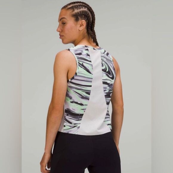 Lululemon Swift Ventilated Running Tank Size 2 - Picture 2 of 11